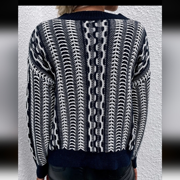 Rib-Knit Crew Neck Sweater For Women's. - Picture 7 of 9